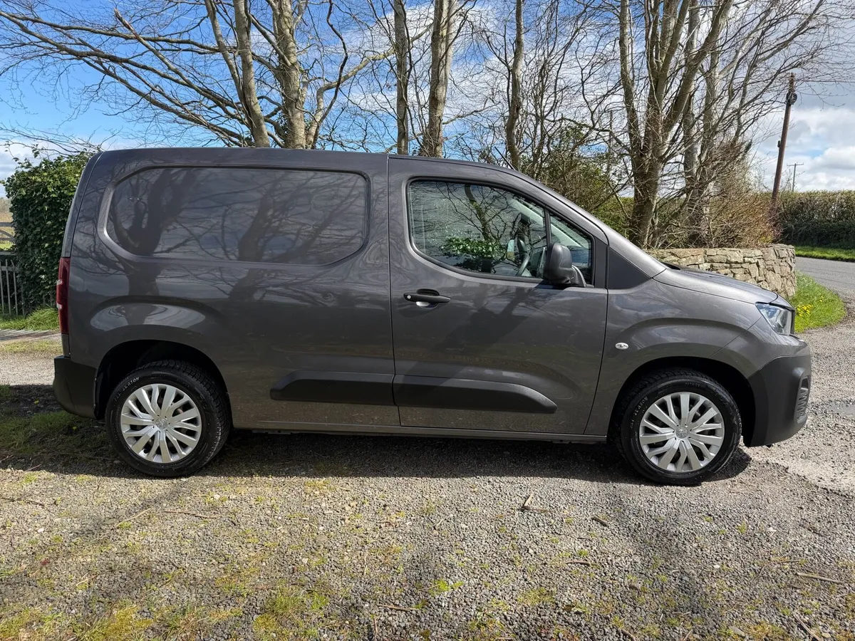 2019 Peugeot partner - Image 3