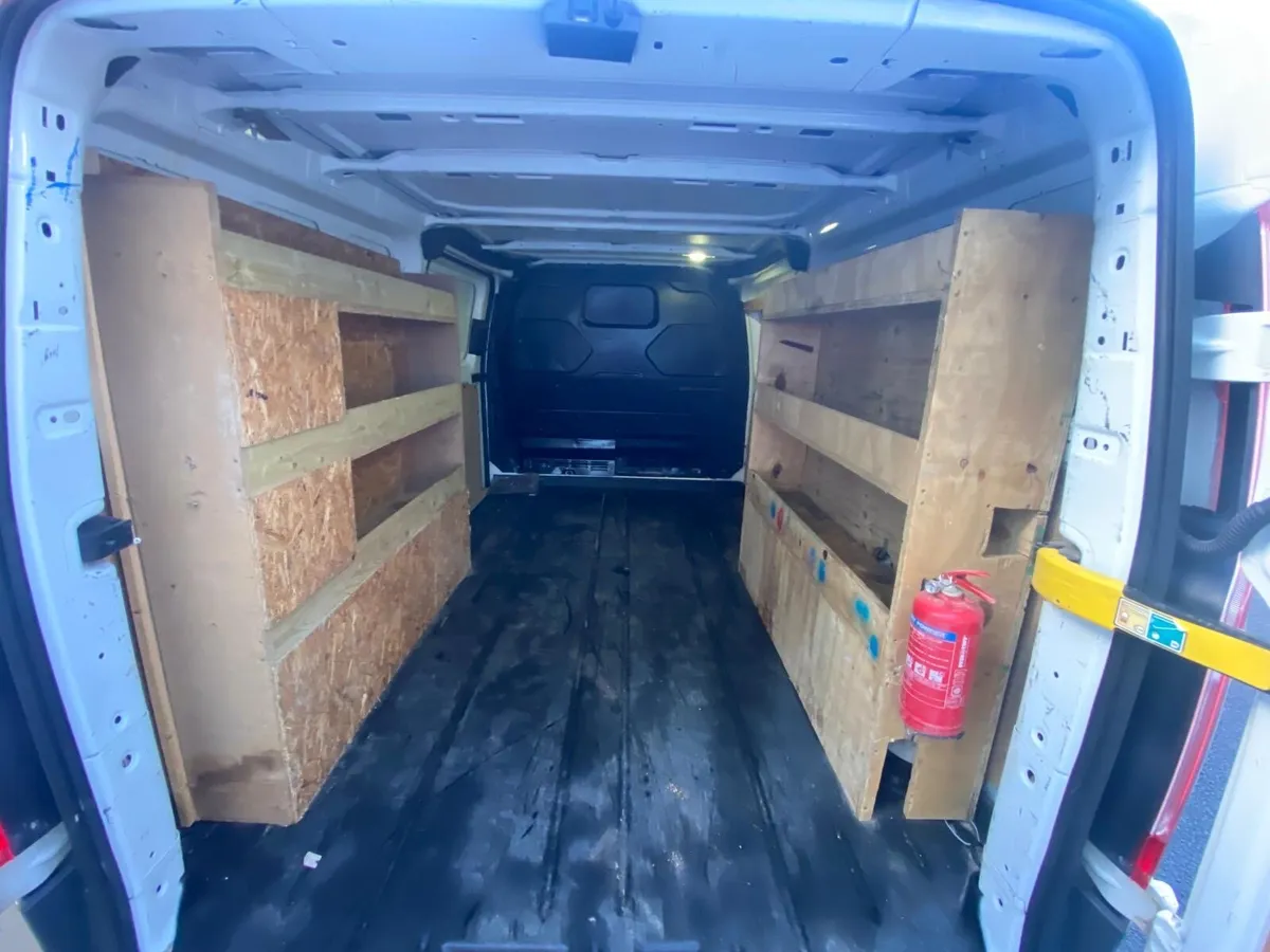 Ford Transit Custom - Image 2