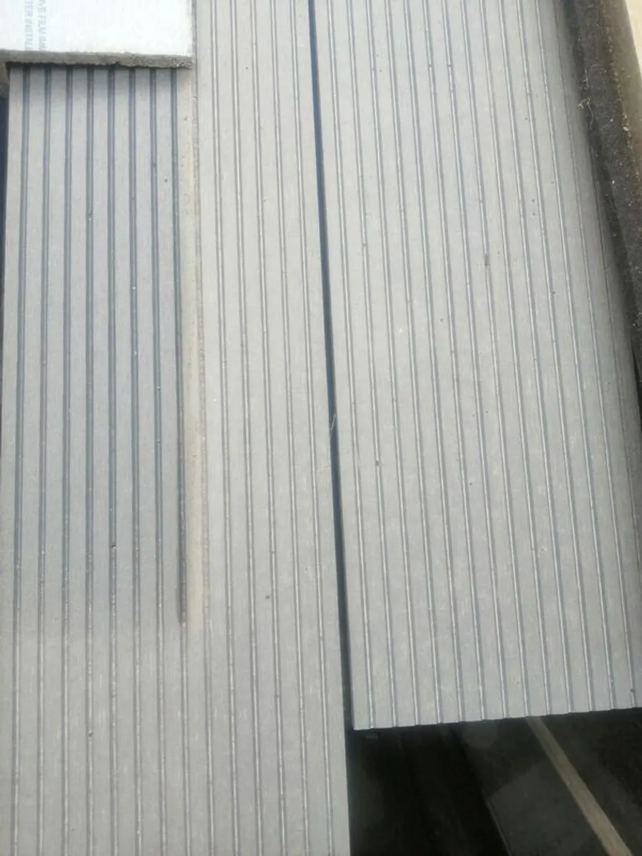 composite decking - Image 1