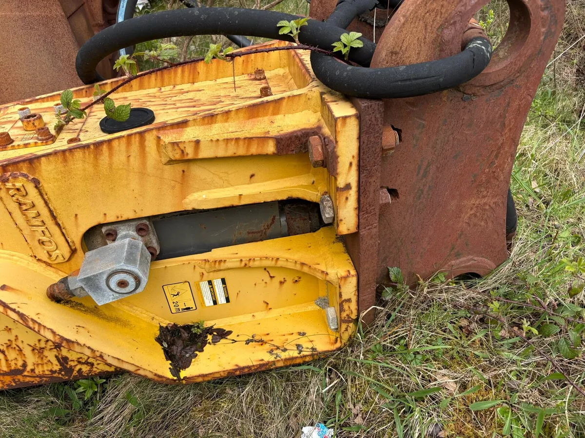 Rock breaker ramfos - Image 4