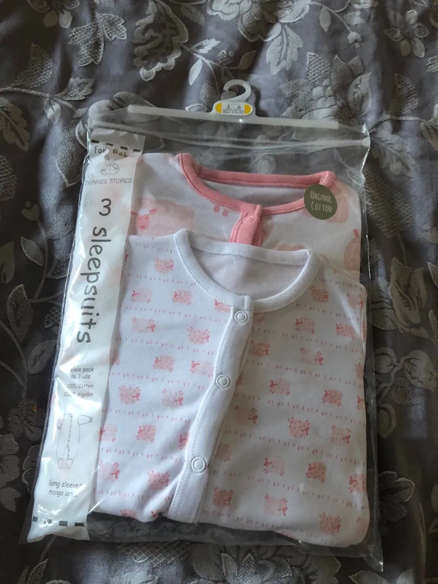Set of two baby grows 3/6 mths  €5 - Image 1