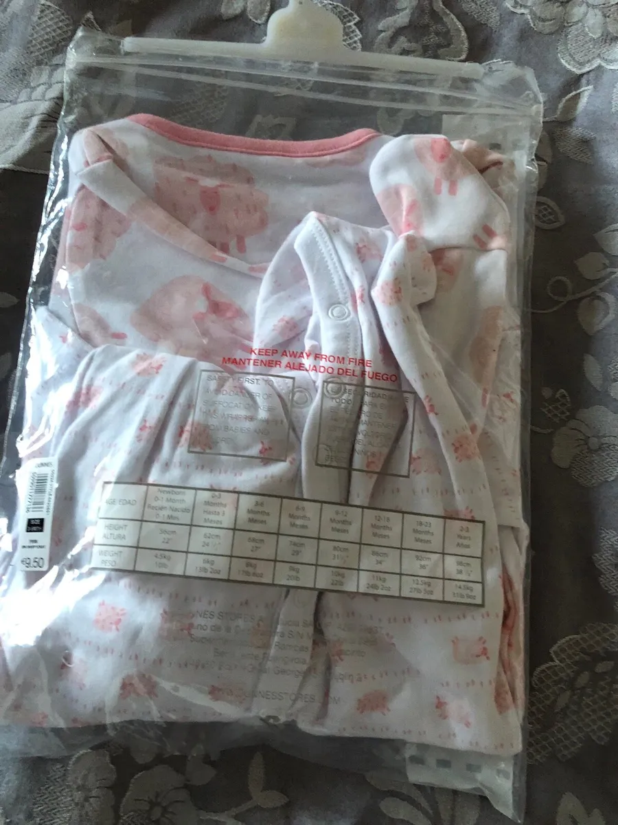Set of two baby grows 3/6 mths  €5 - Image 2