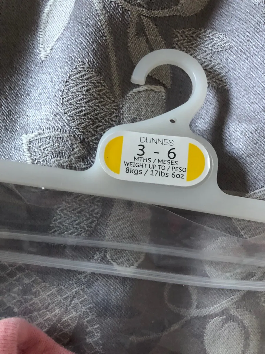 Set of two baby grows 3/6 mths  €5 - Image 3