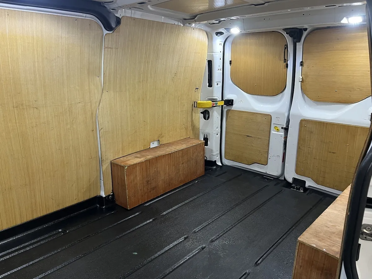 2021 Ford Transit Custom Panel Van - Image 3