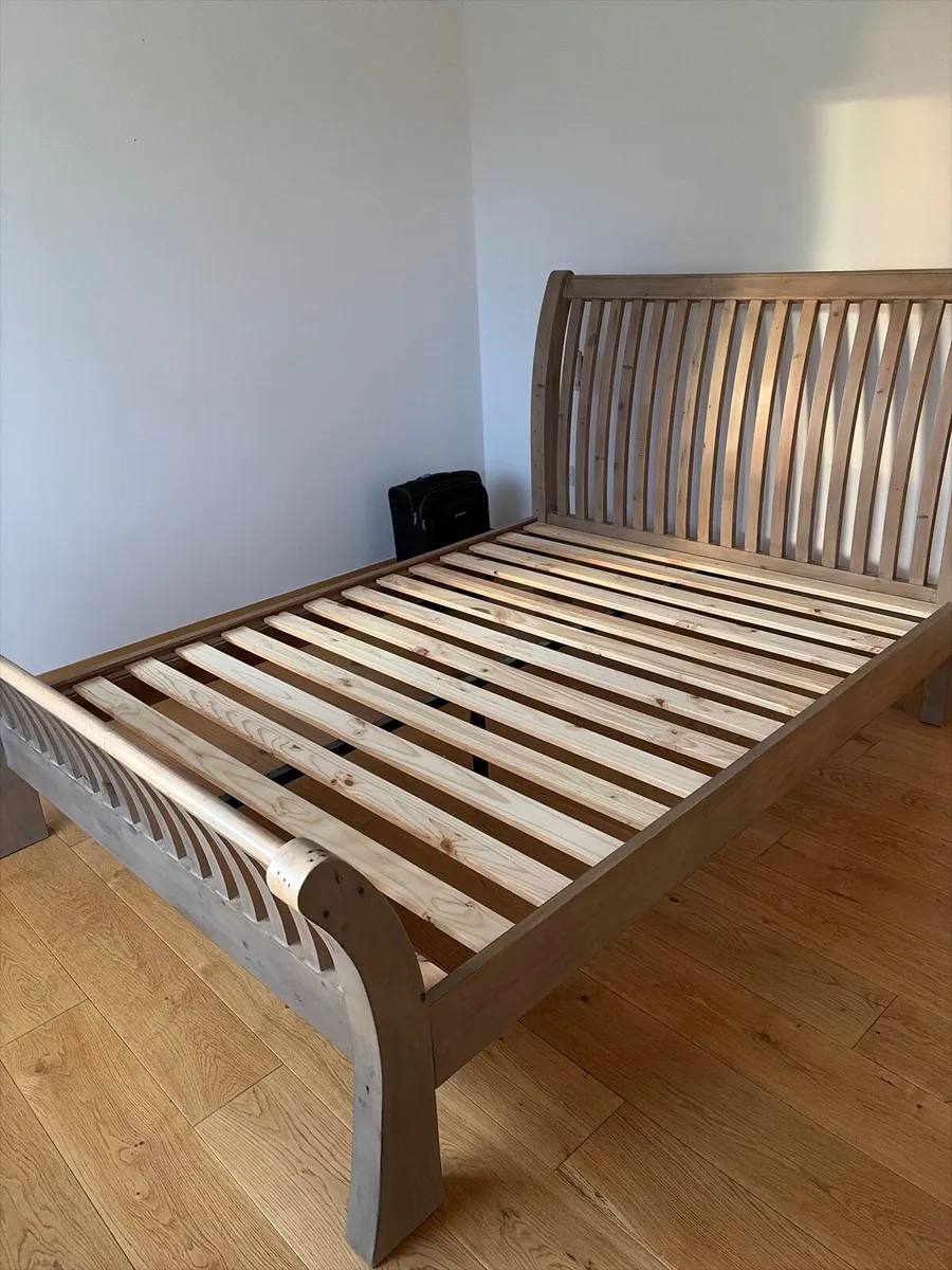King size bedframe.