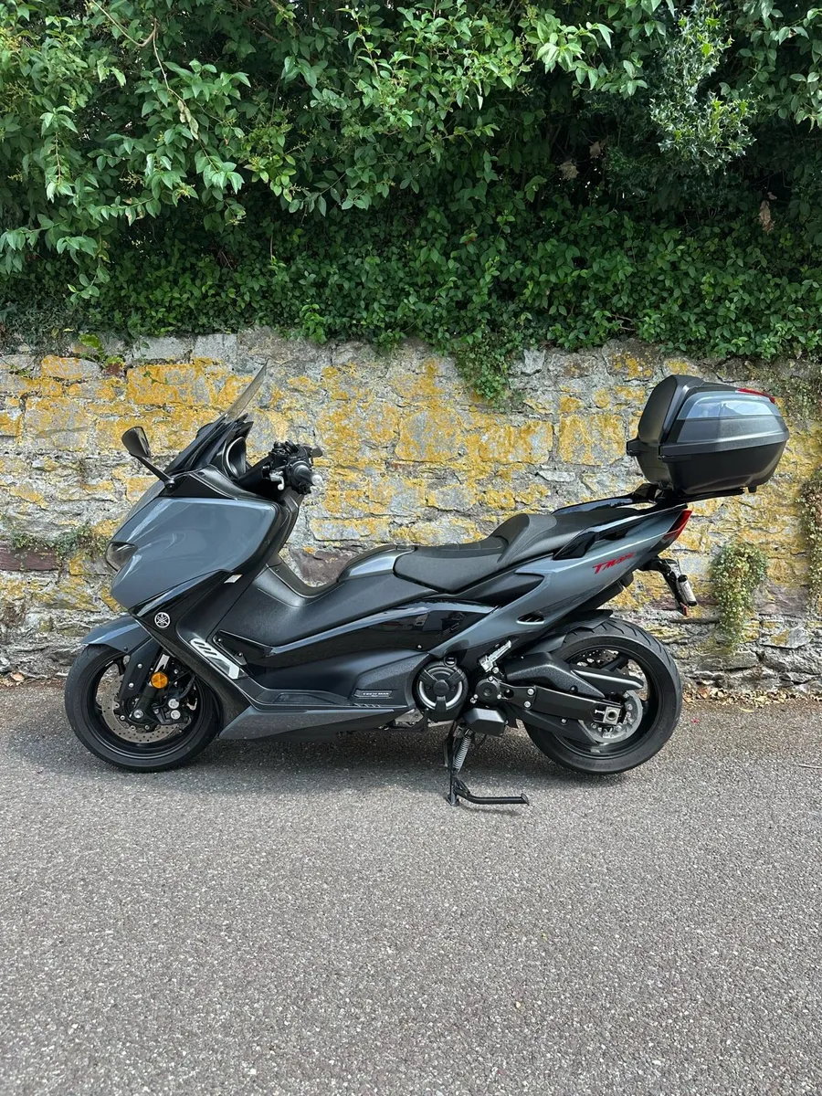 Motorcycle - Image 3