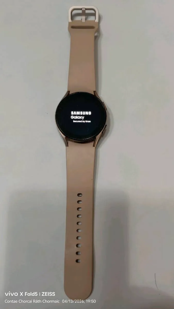 Samsung Galaxy Watch4 - Image 2