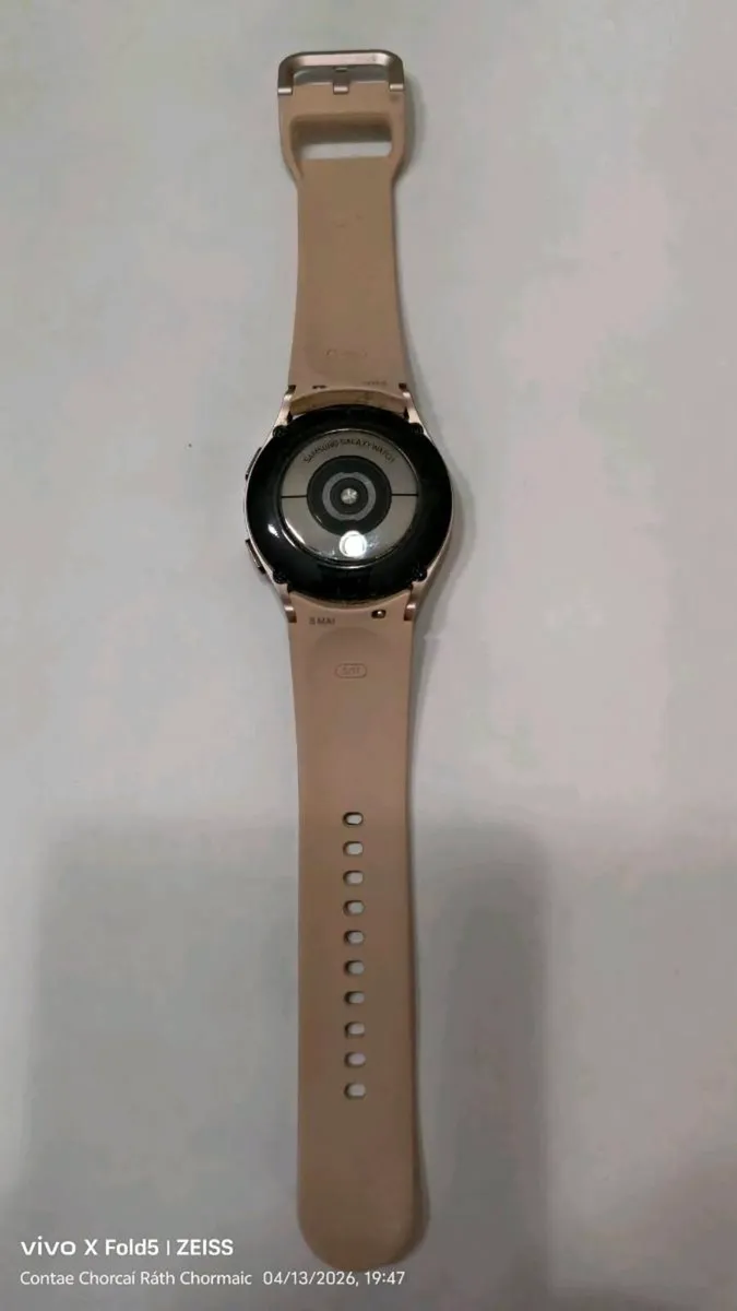 Samsung Galaxy Watch4 - Image 3
