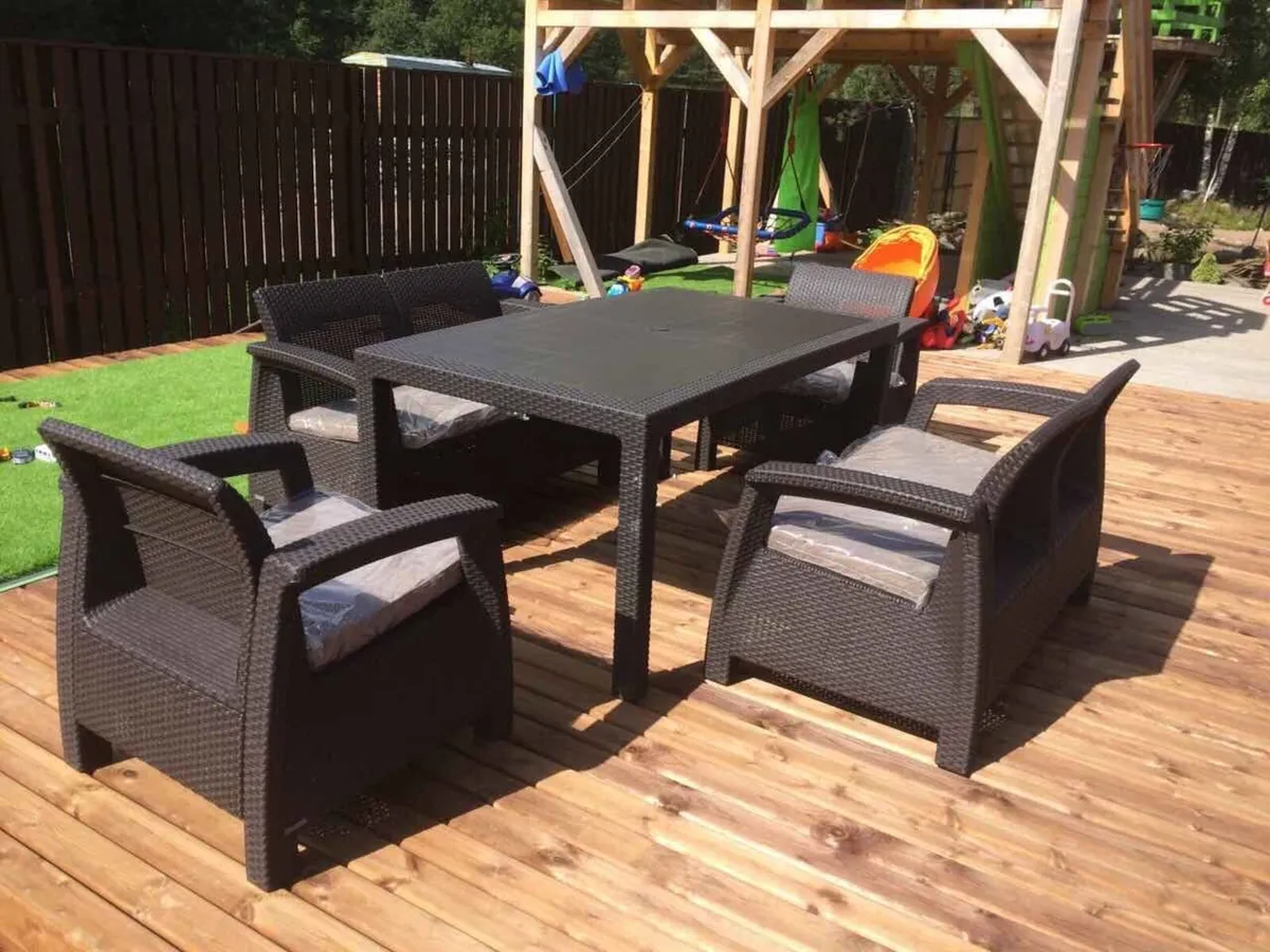 Garden furniture - Image 1