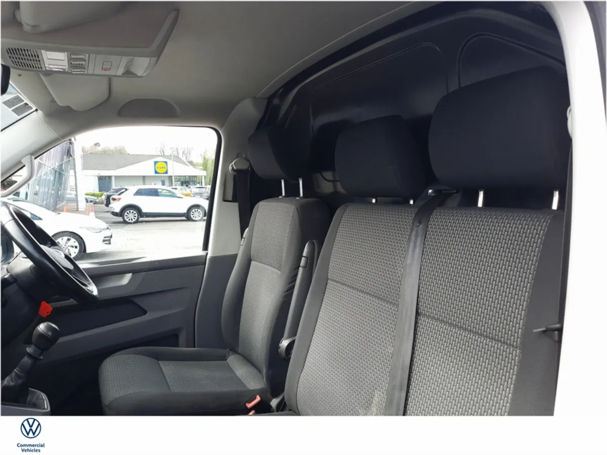 Volkswagen Transporter T6 30 PVL H TDI 150HP M6F - Image 4