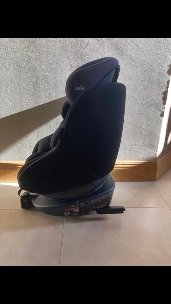Joie isofix spin 360 car seat - Image 3