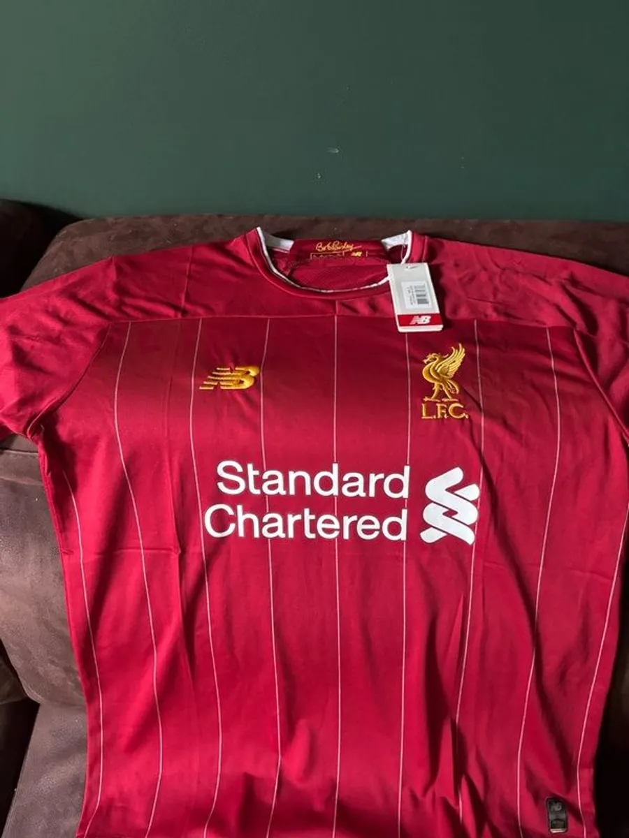 Sadio Mane signed 19/20 Liverpool jersey - Image 4