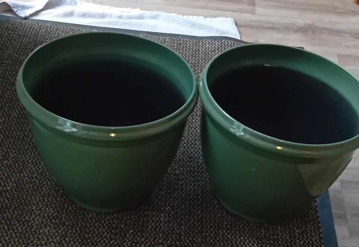 Flower Pots - Image 2
