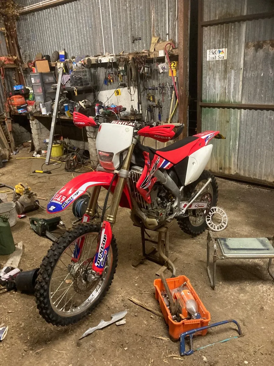 Honda CRF 2004 - Image 2