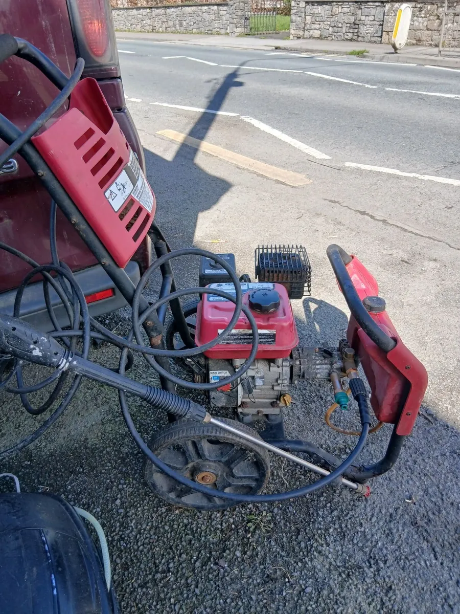 Power washer 100-percent perfect priced - Image 2