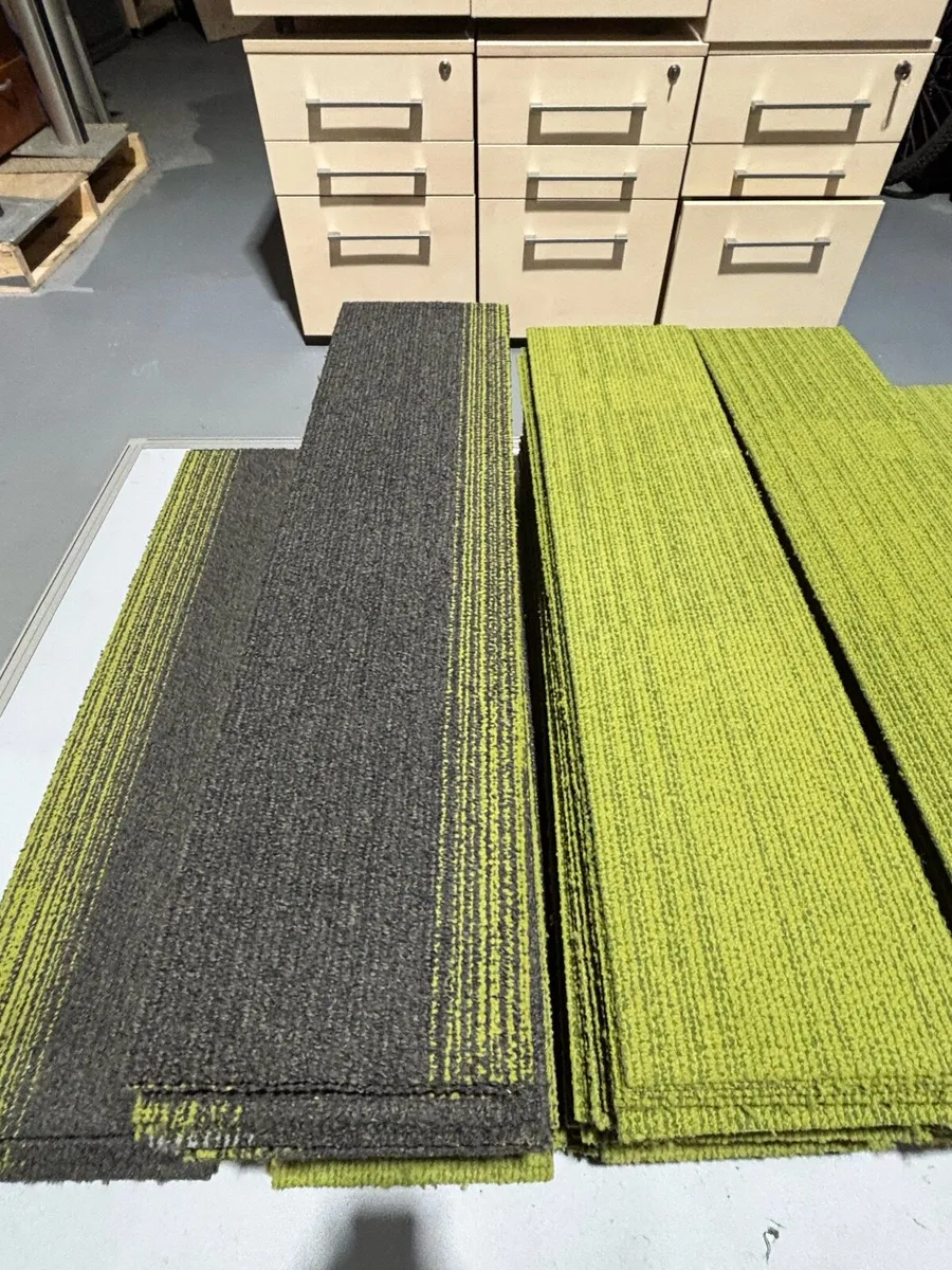 Office Clearance stock Chairs ,desks,cabinets - Image 1