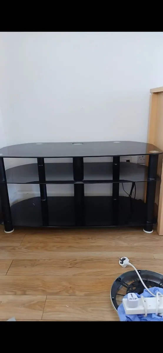 Tv stand - Image 3