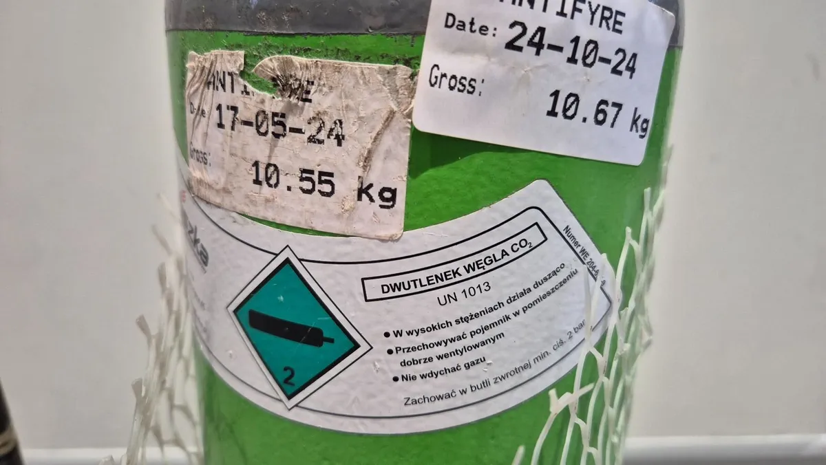 CO2 fish tank dosing cylinder set - Image 3