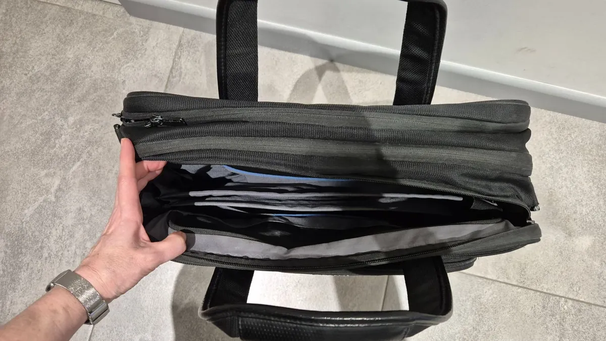 Samsonite laptop bag - Image 1