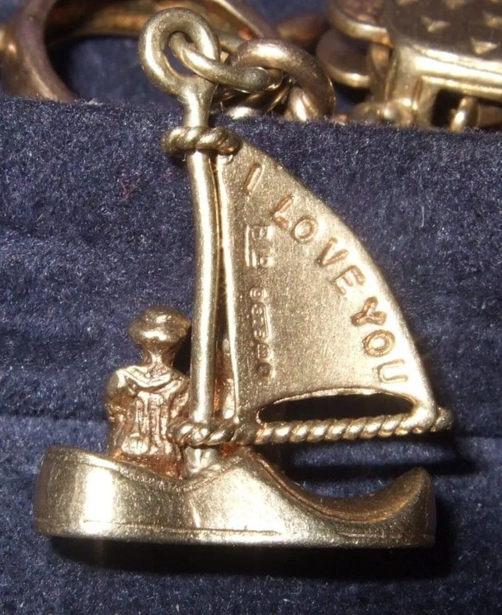 Vintage 9ct Gold "Love Boat" Charm - Image 1