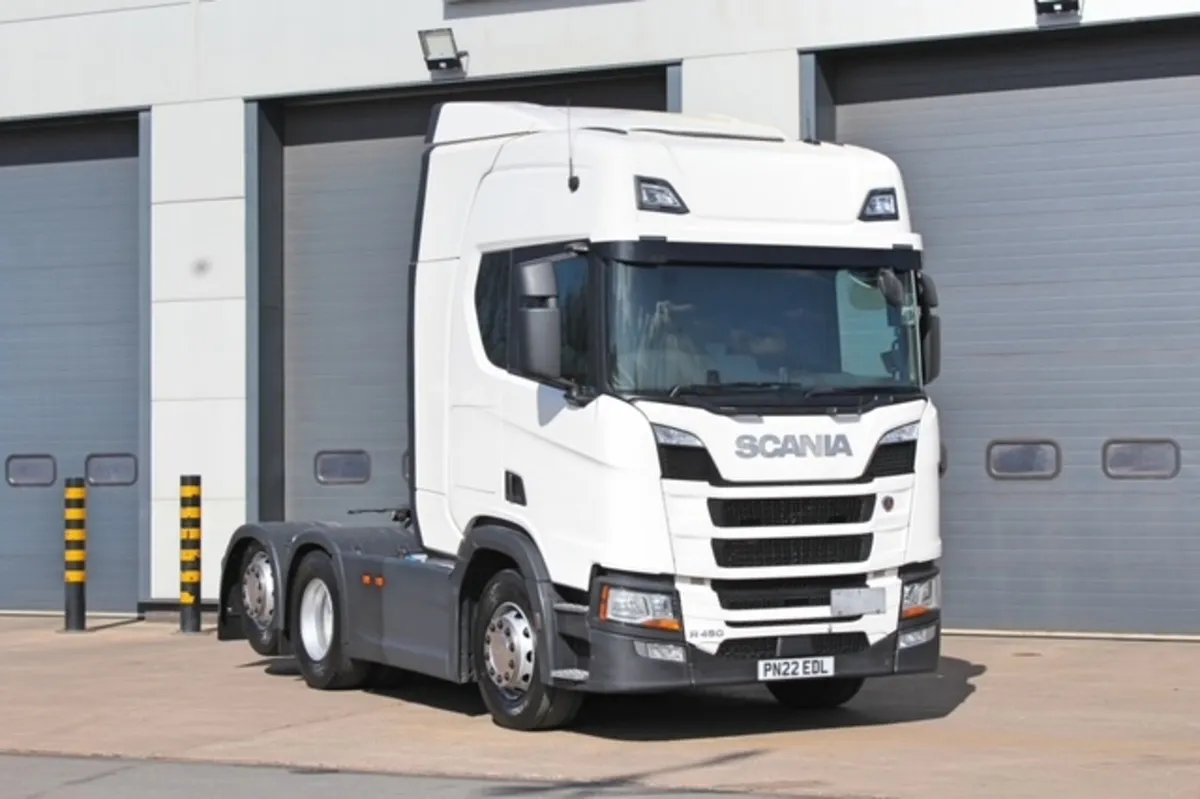 2022 SCANIA R450 WITH REAR LIFT AXLE - Image 1