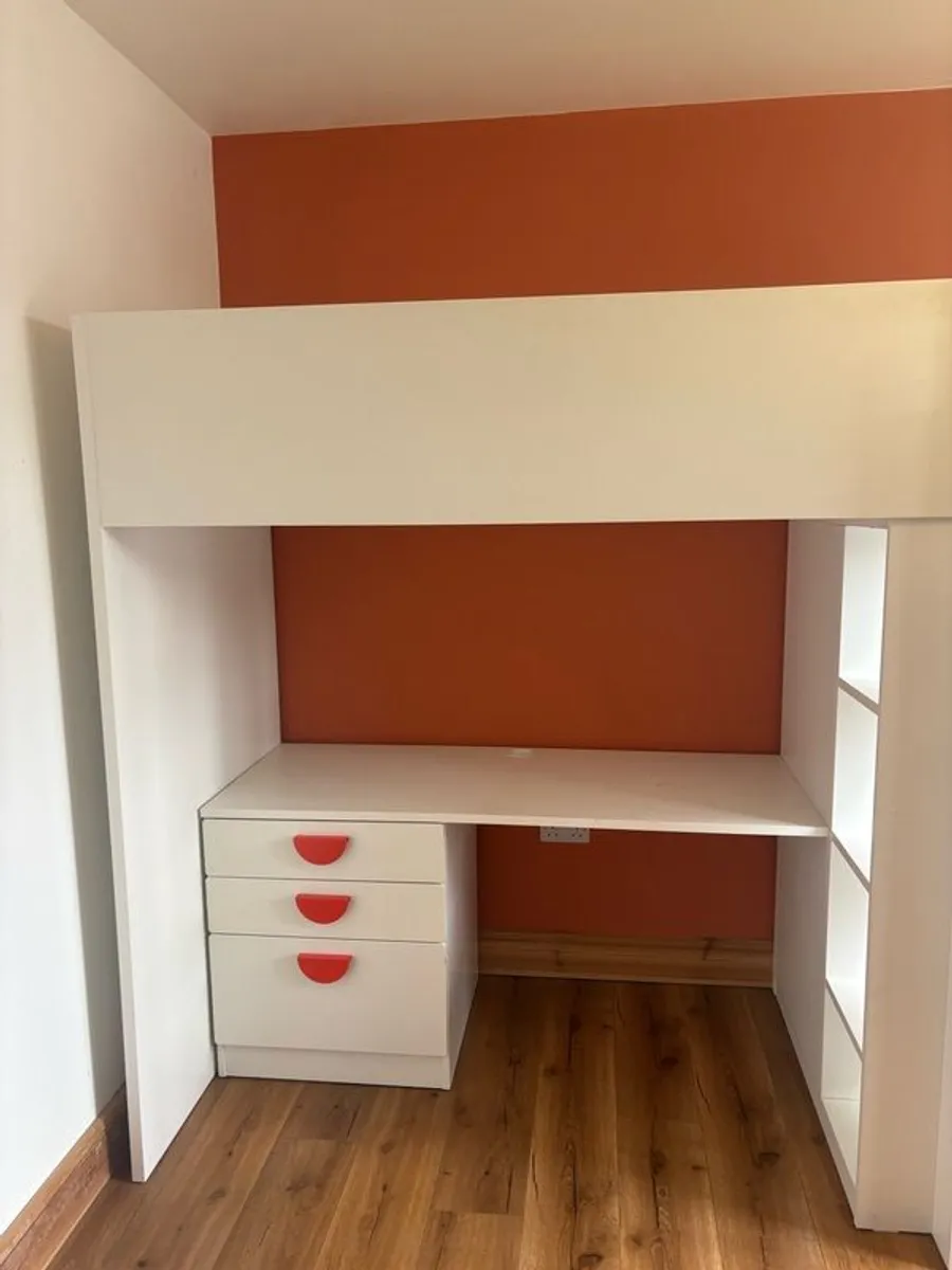 children's bedroom furniture - Image 1