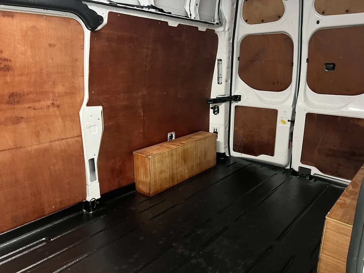2022 Ford Transit Custom Panel Van - Image 3
