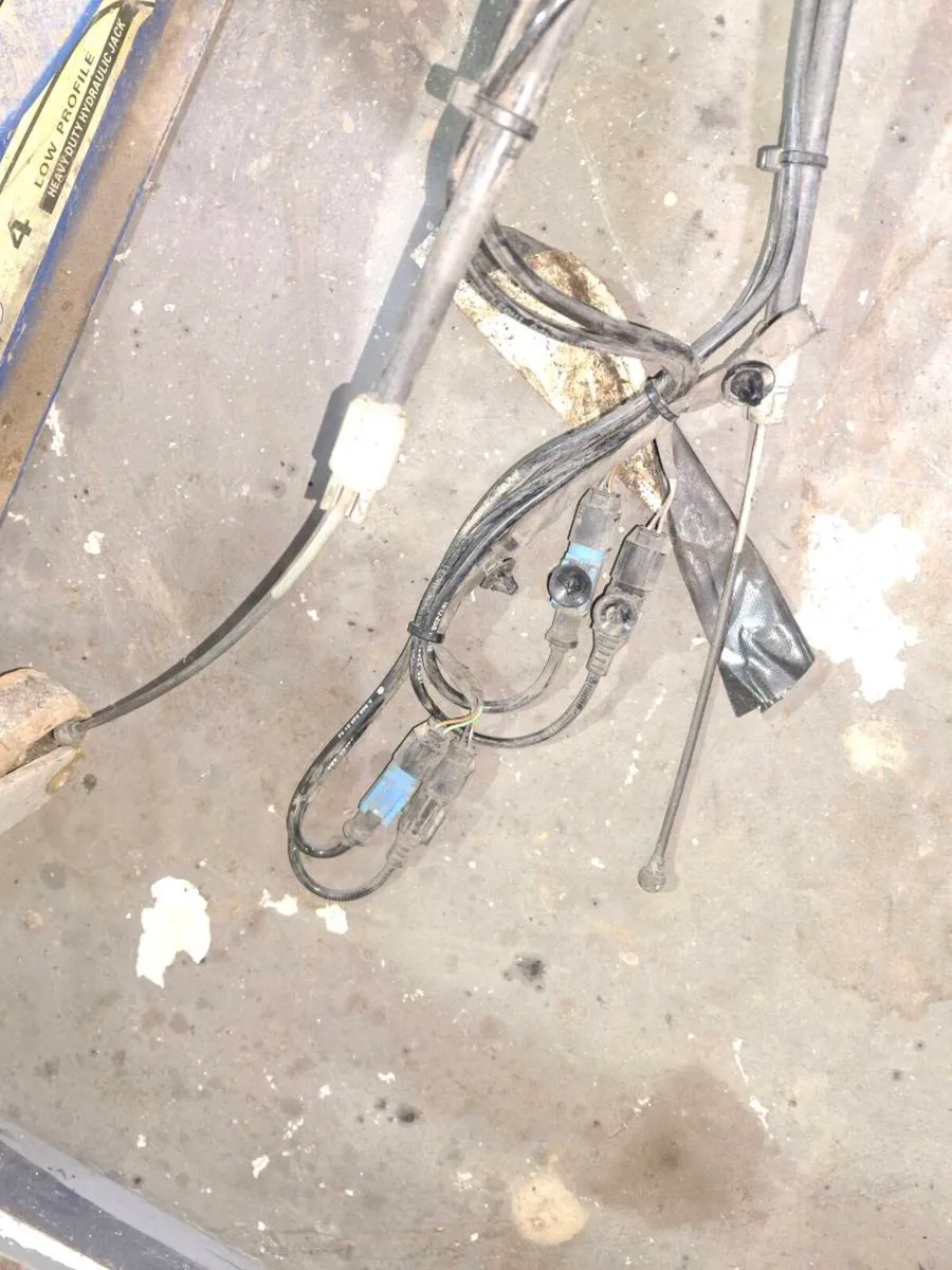 Volkswagen Crafter Back Axel - Image 4