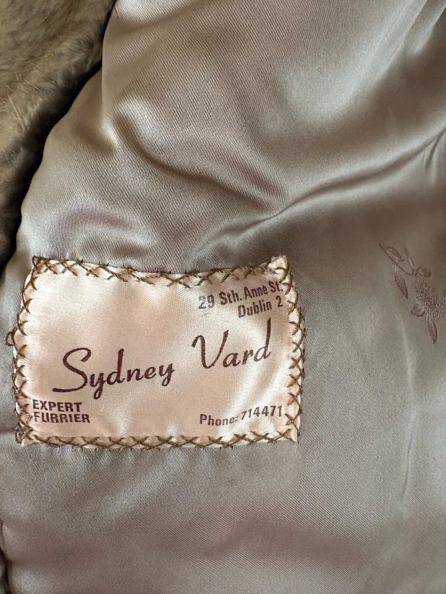 Sydney Vard Jacket, size 14. Excellent Condition - Image 3