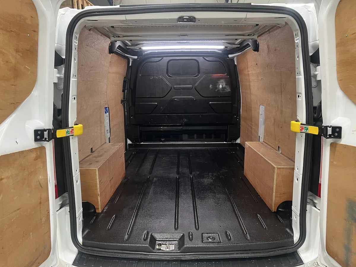 2023 Ford Transit Custom Panel Van - Image 2