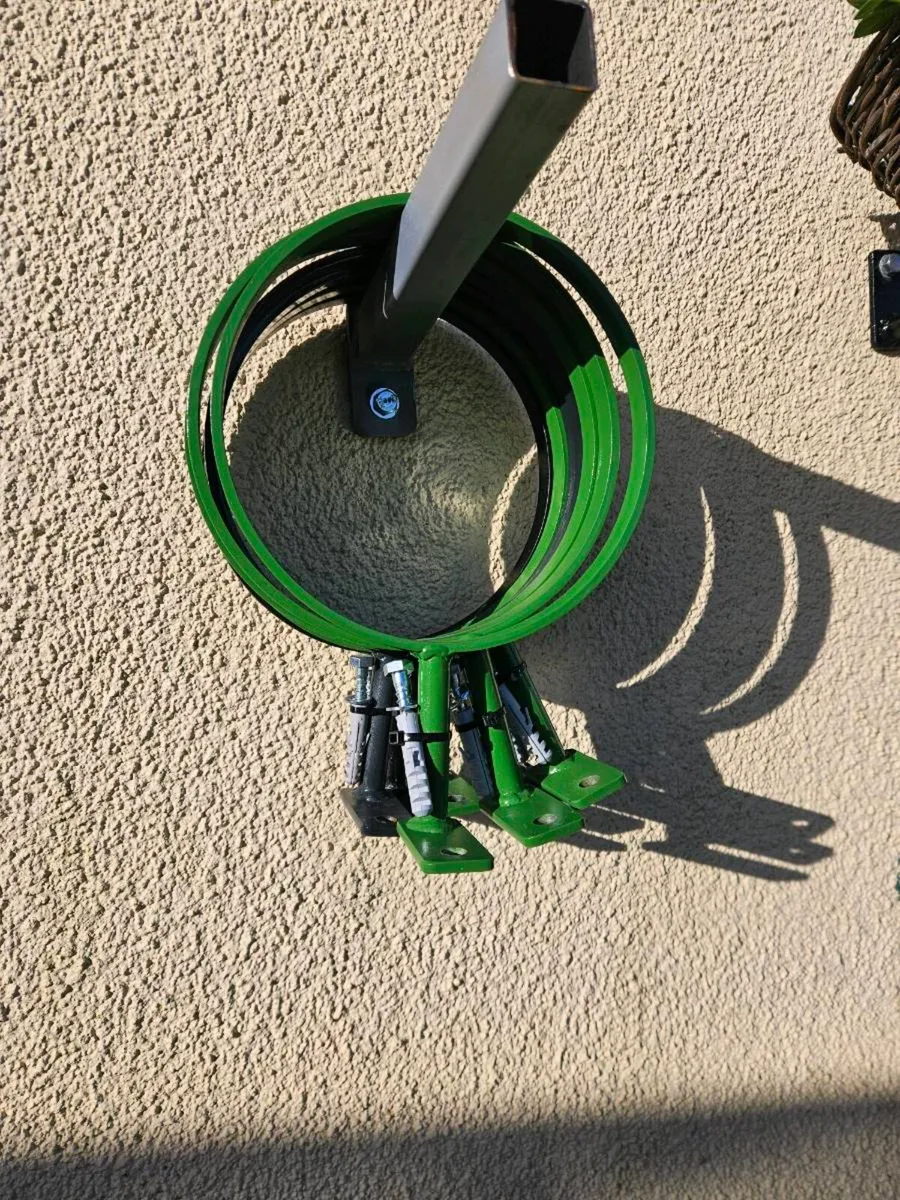 Hanging basket holders - Image 3