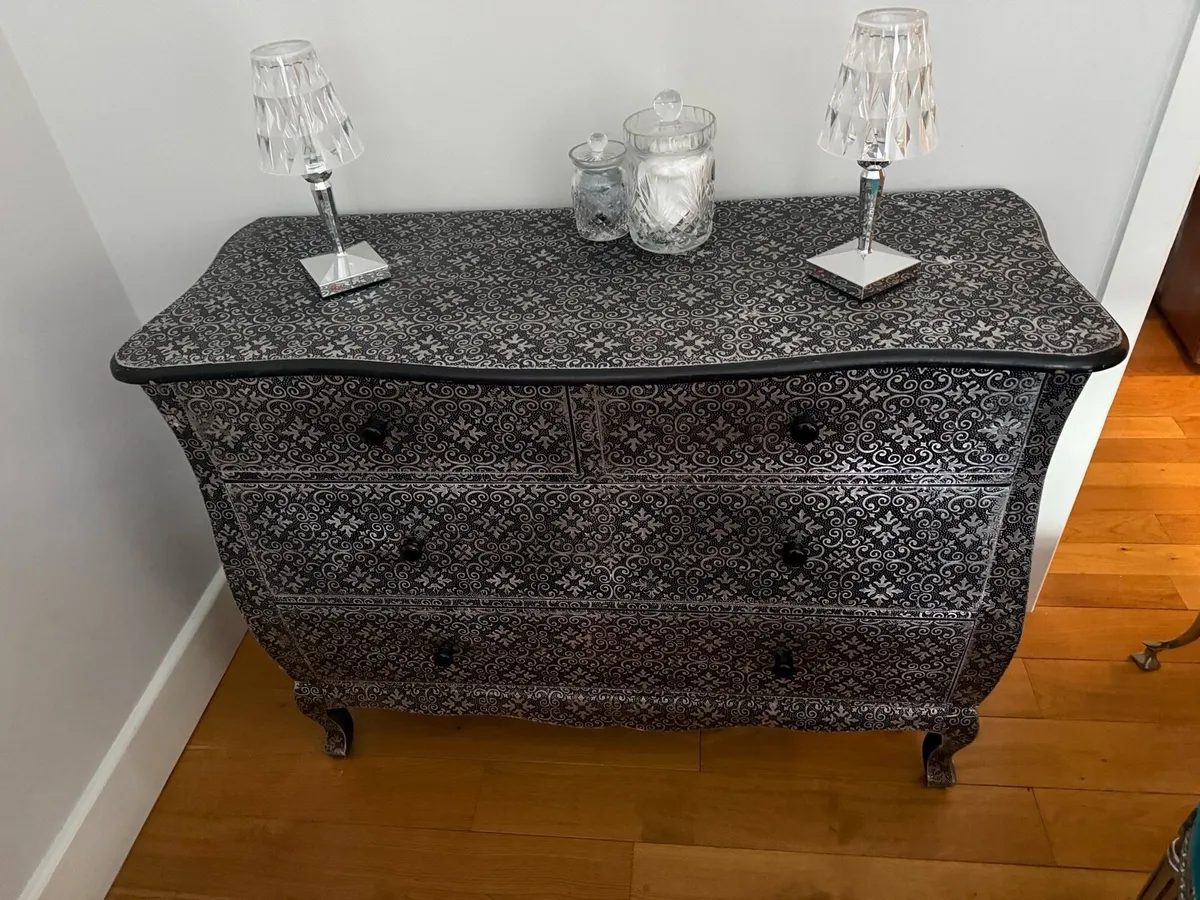 4 drawer bedroom chest of drawers - Image 1