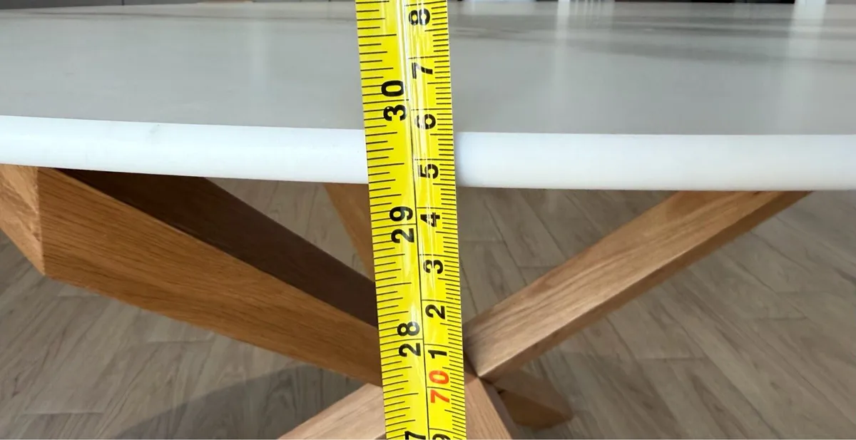 Dining Room/Kitchen Table - Image 4