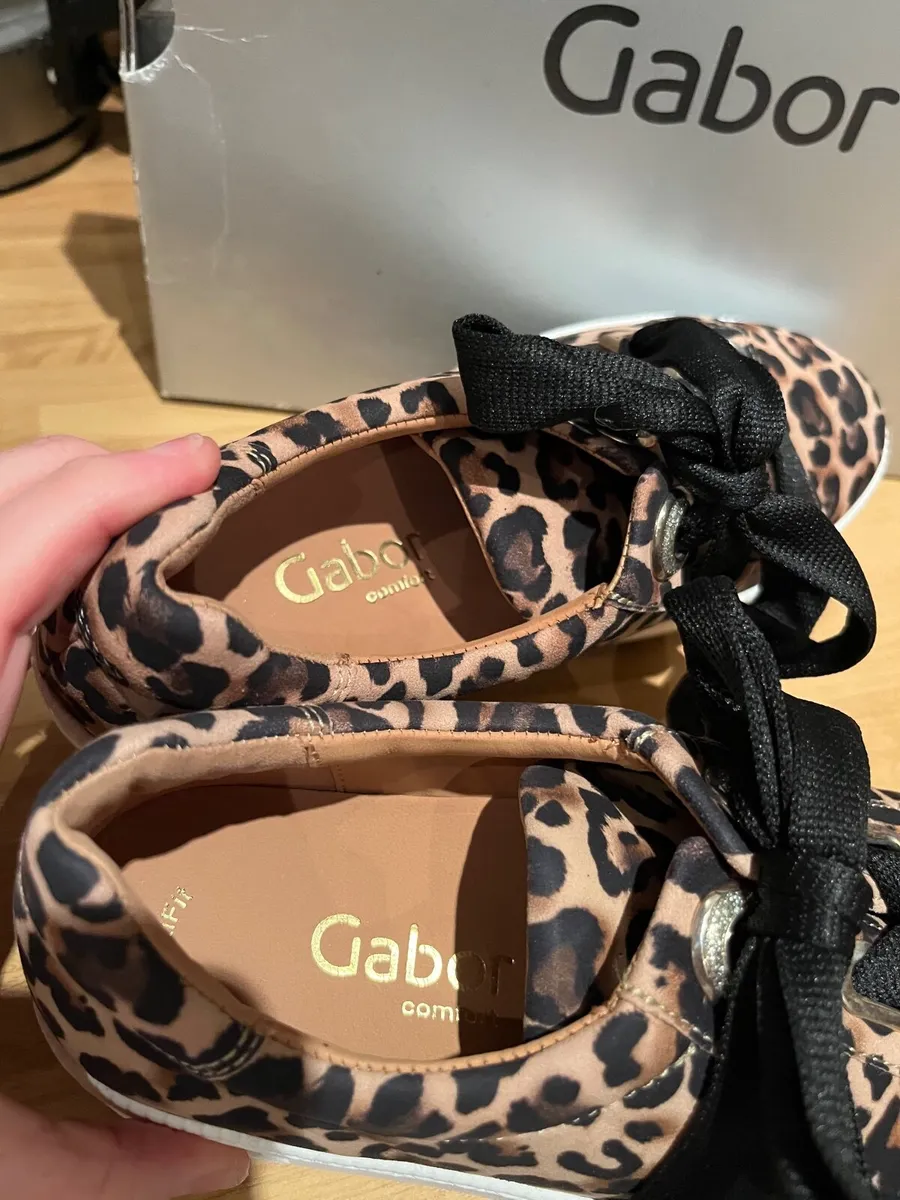 Ladies Shoes - Image 2