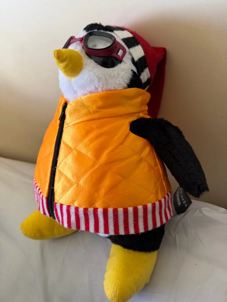 Friends Hugsy Plush - “The Friends Experience” - Image 1