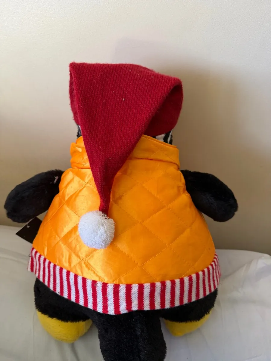 Friends Hugsy Plush - “The Friends Experience” - Image 3