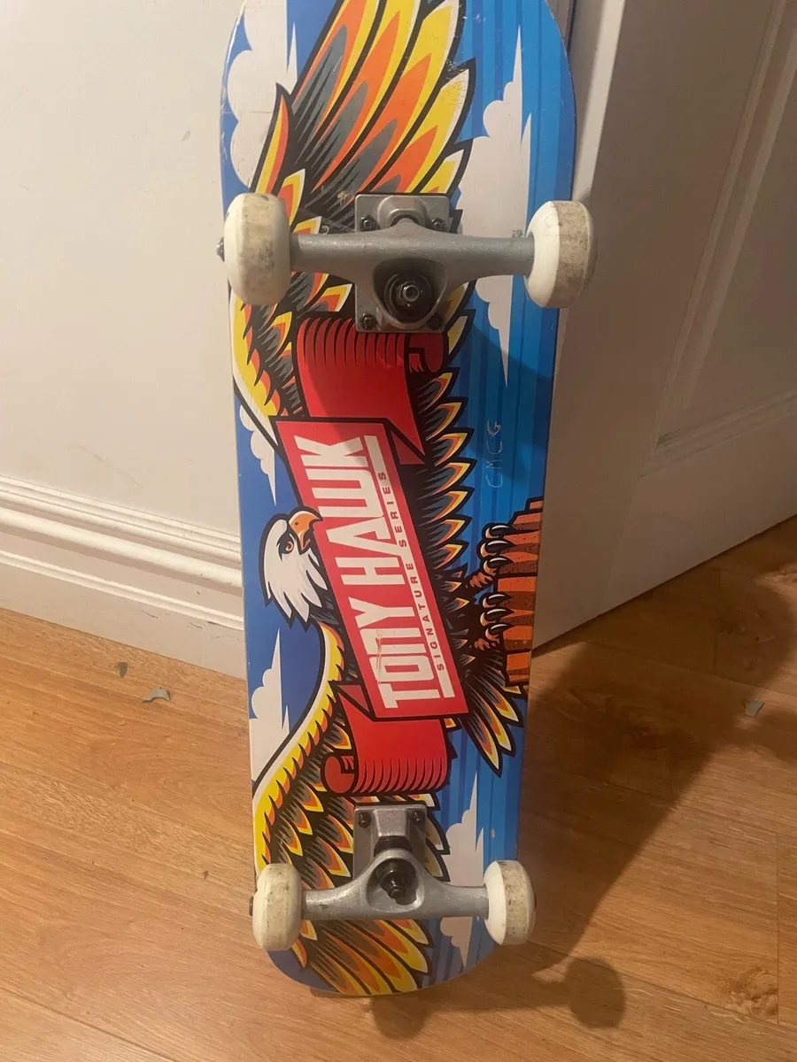 Skateboard - Image 1