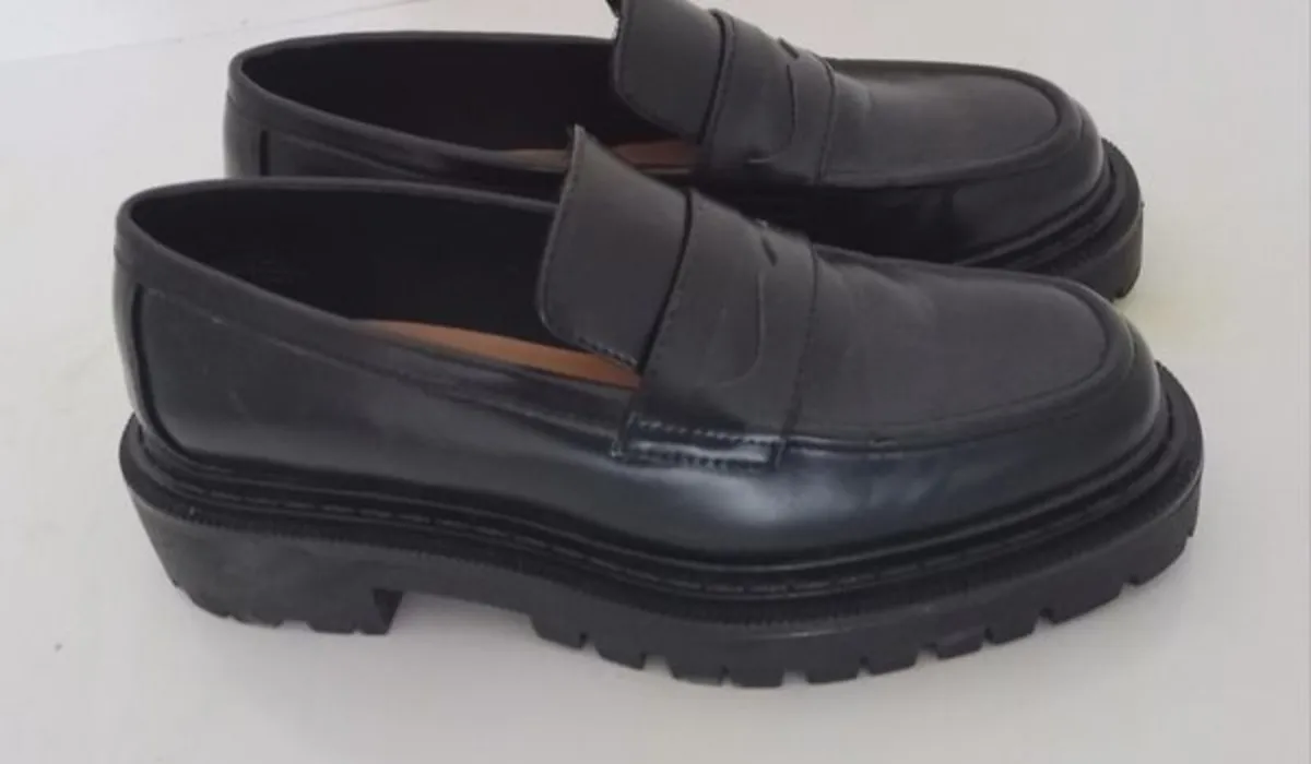 Leather Loafers 5/38 - Image 1