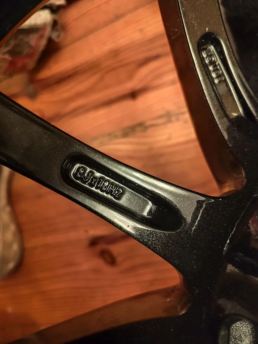 Zeuss 18X8 5X112 alloys - Image 3