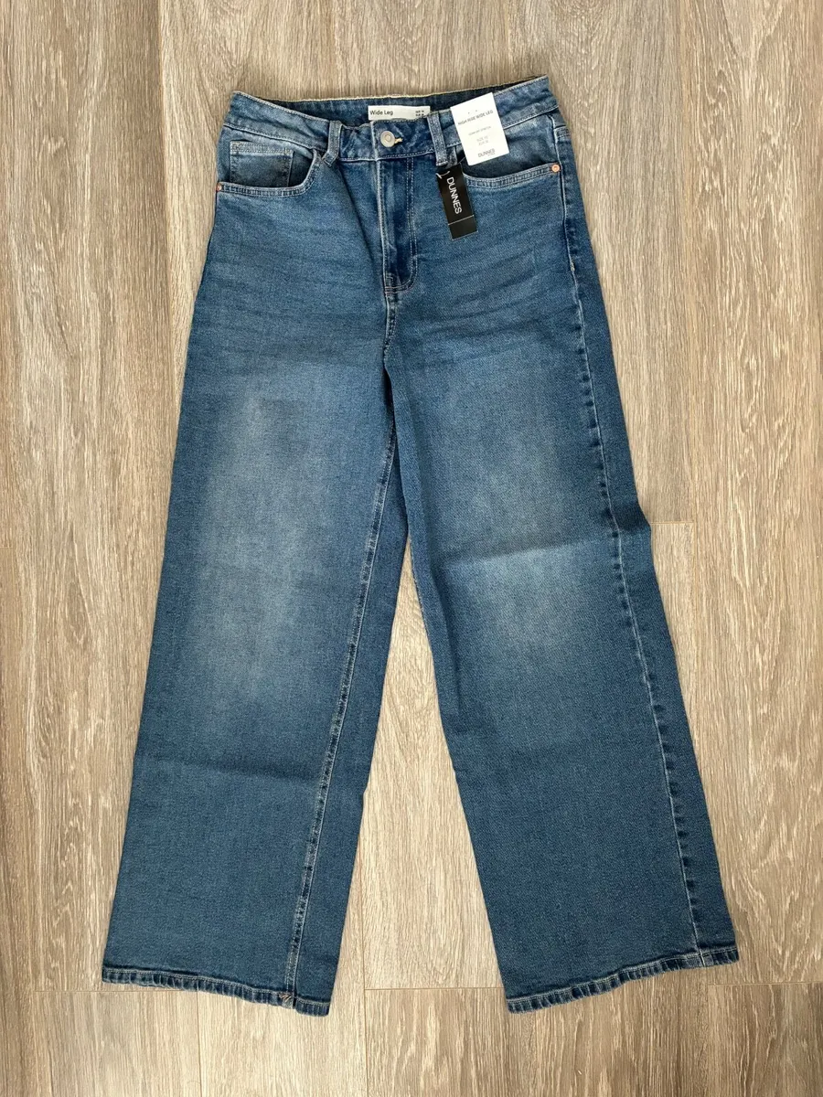 BRAND NEW Ladies High Rise Wide Leg Jeans: Size 10 - Image 2