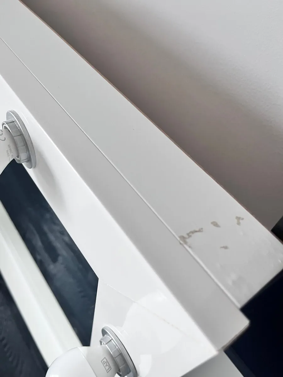 Light up Mirror and desk - Image 3