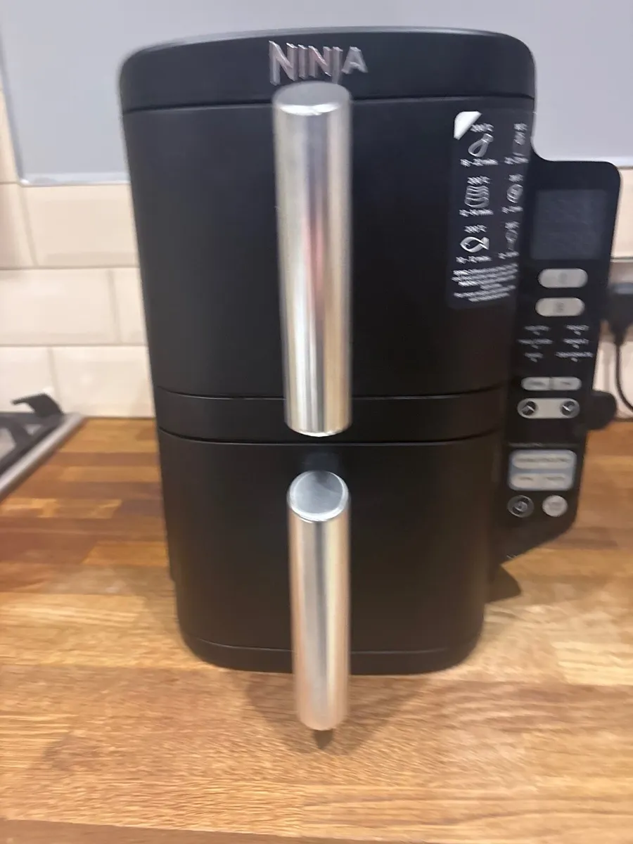Ninja air fryer double Stack 7-5 litres black - Image 1