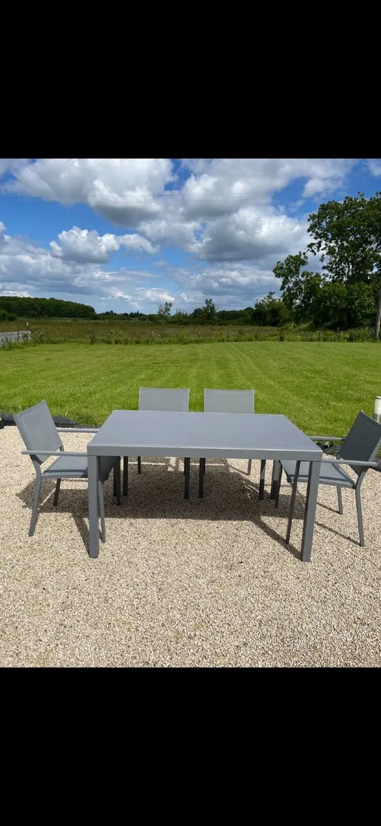 Garden table chairs - Image 1