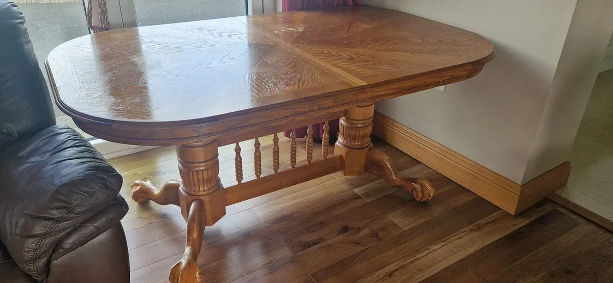 Dining room table