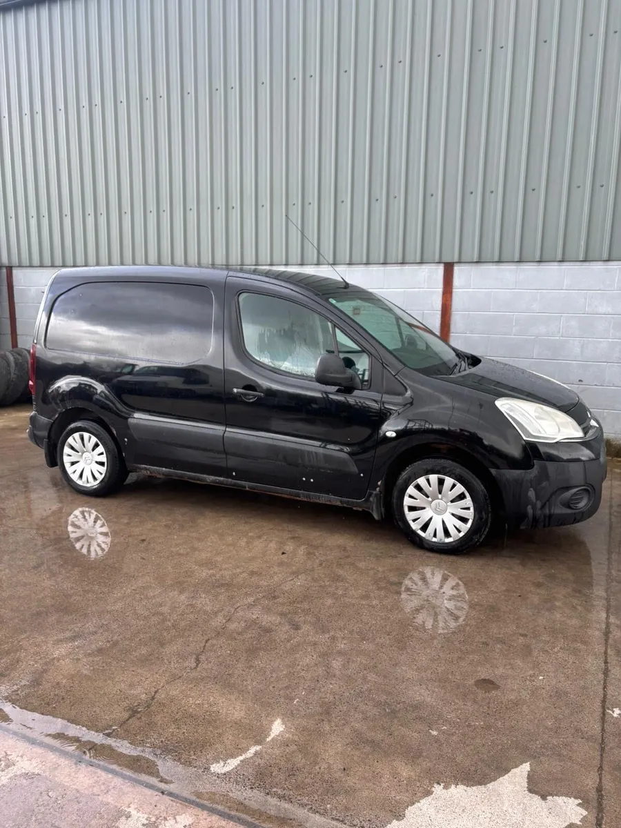 2012 Citroen berlingo - Image 1