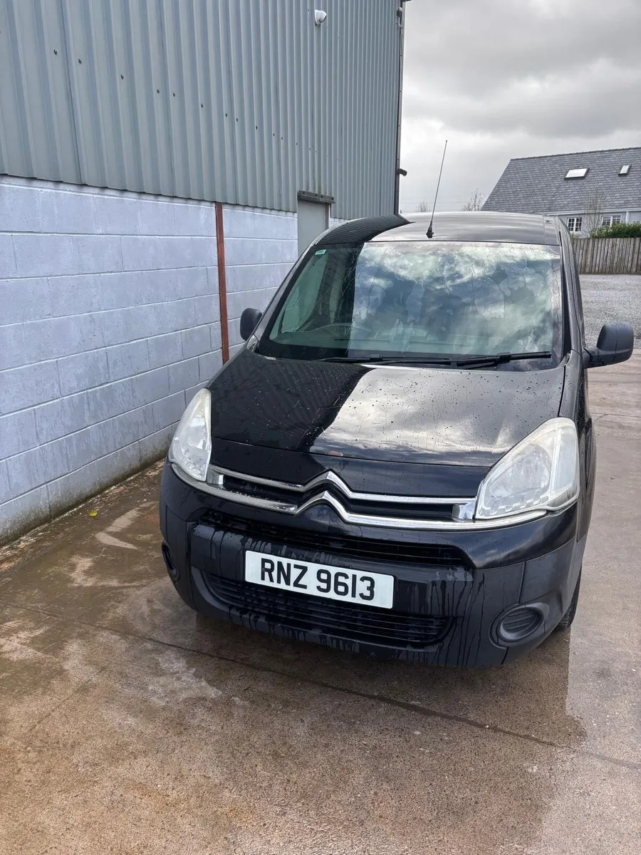 2012 Citroen berlingo - Image 2