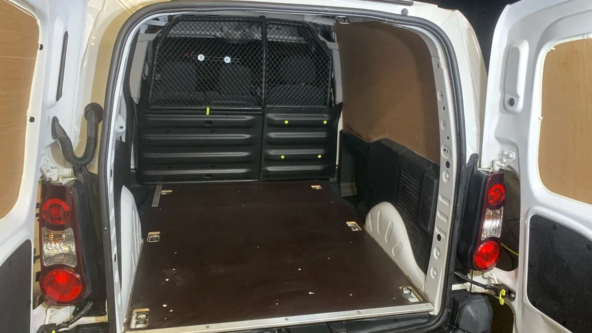 Very clean 182 Citroen Berlingo 1.6 hdi - Image 3