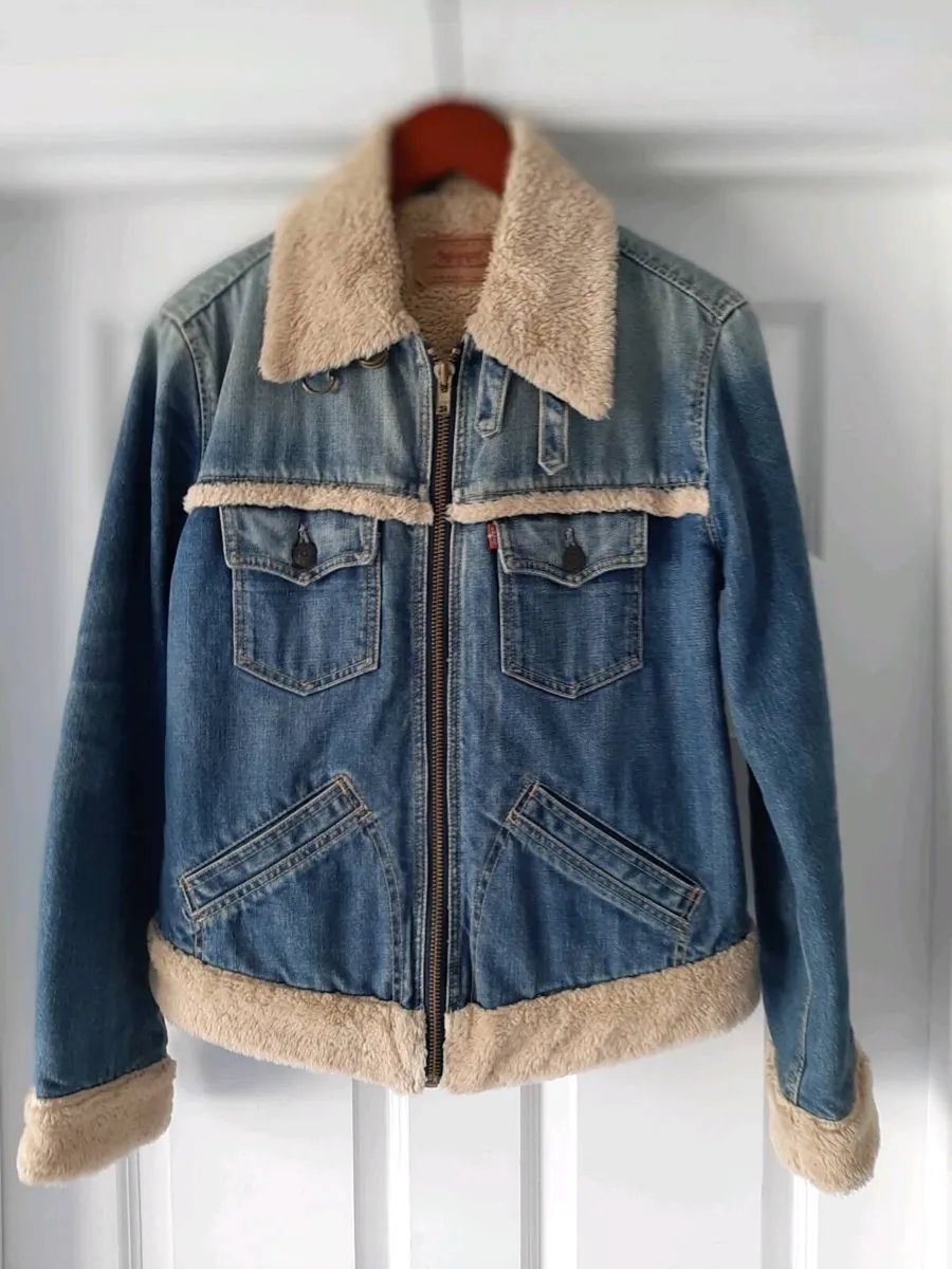 Levis Original Ladies Denim Jacket - Image 1