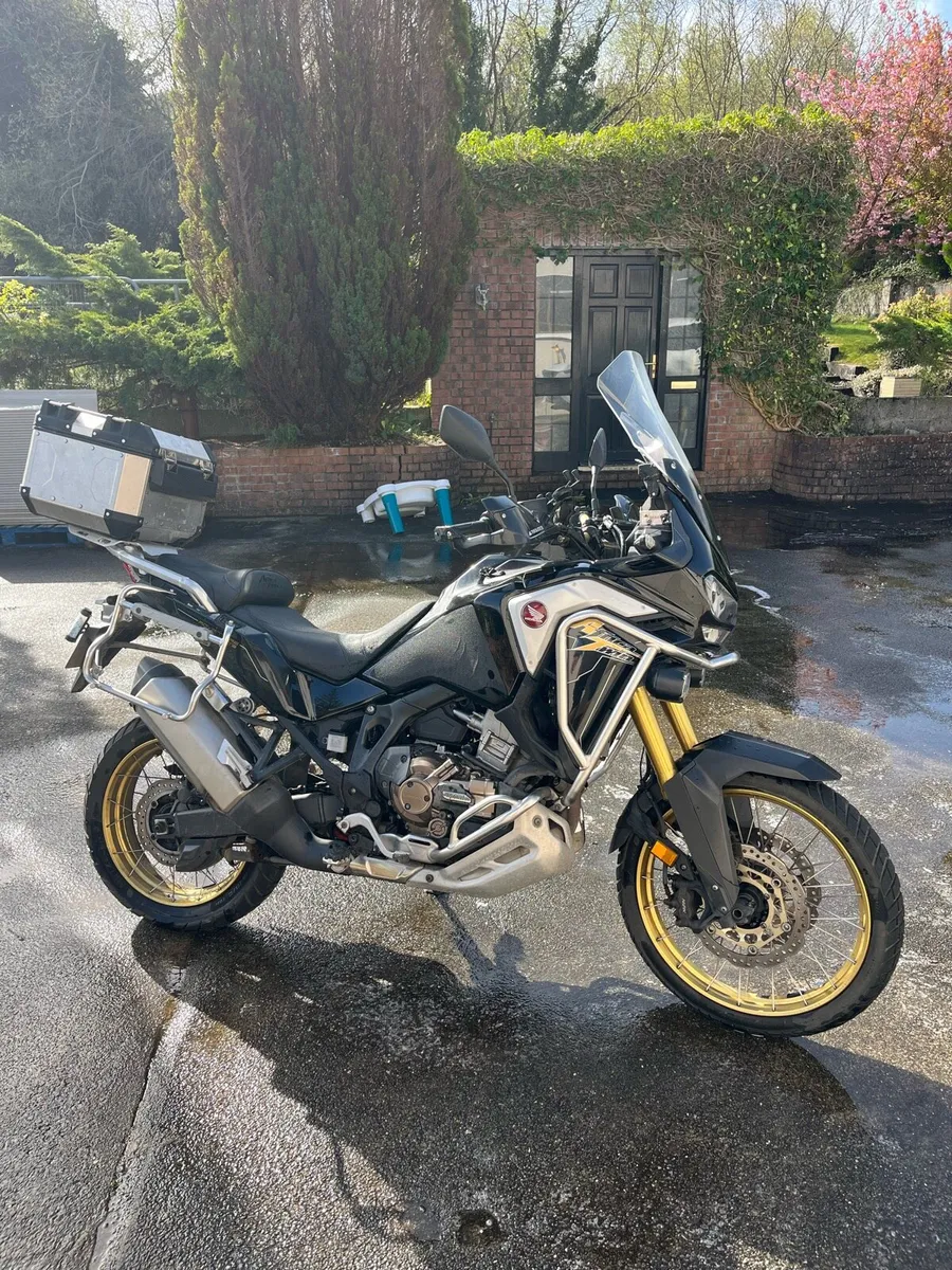 Africa Twin 1100 DCT - Image 1