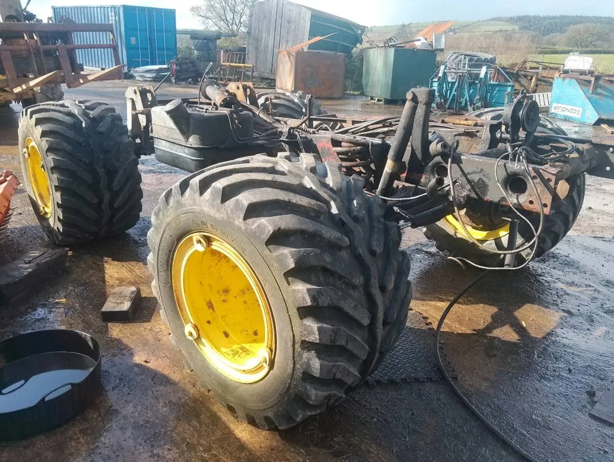 42x25.00-20 6 stud unimog or tanker wheels - Image 1